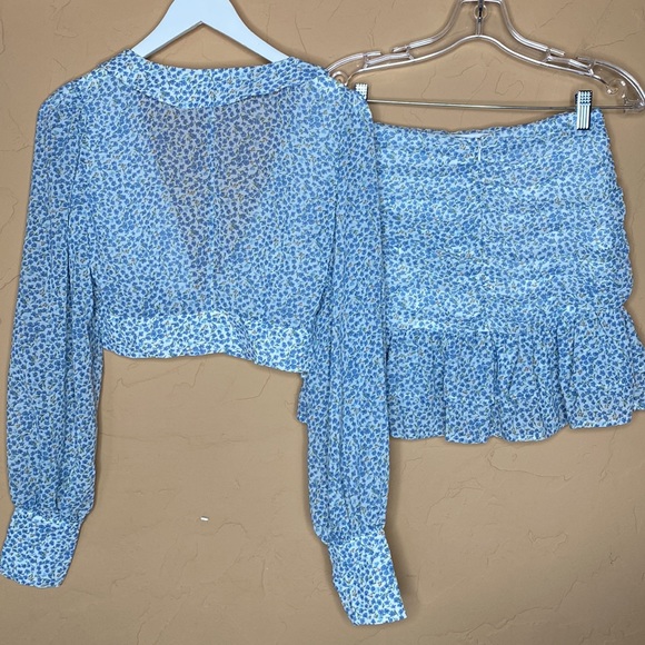 NWOT Showpo 2 piece ruffle skirt set w/ Cropped Blouse - Picture 11 of 15